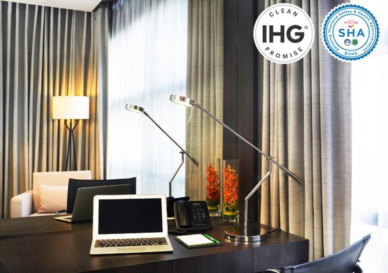 Holiday Inn Bangkok Sukhumvit By Ihg Exterior photo