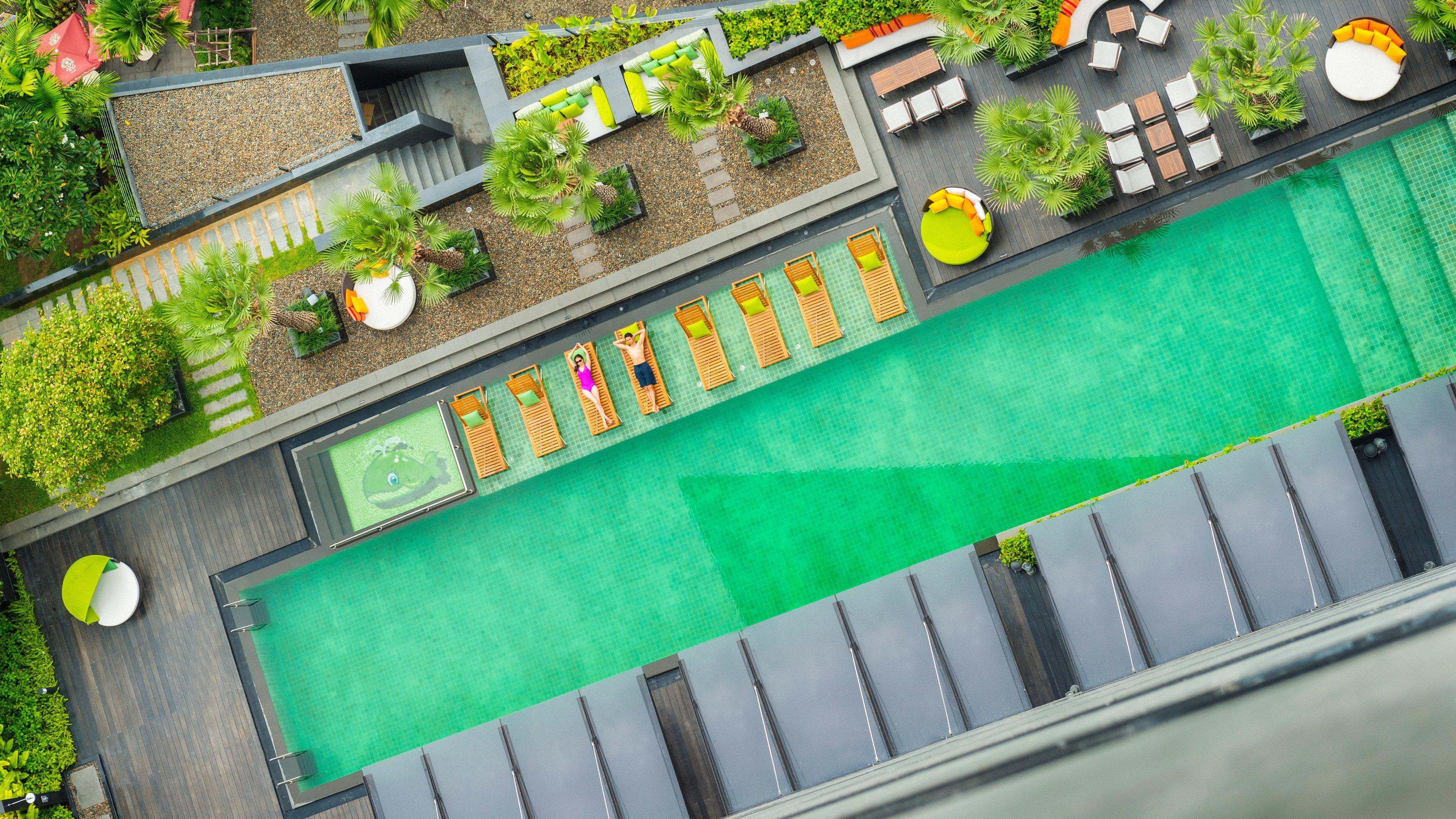 Holiday Inn Bangkok Sukhumvit By Ihg Exterior photo