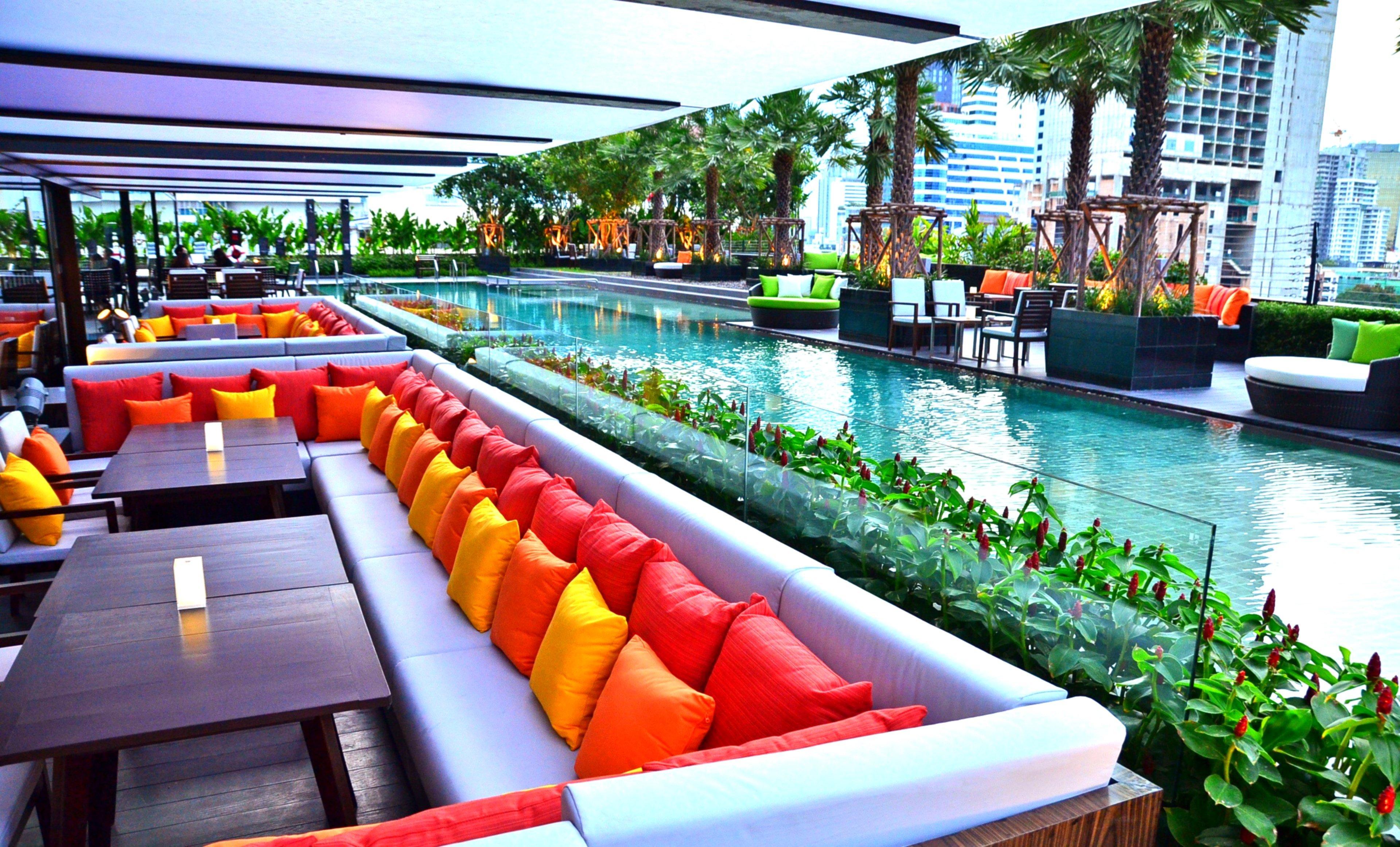 Holiday Inn Bangkok Sukhumvit By Ihg Exterior photo